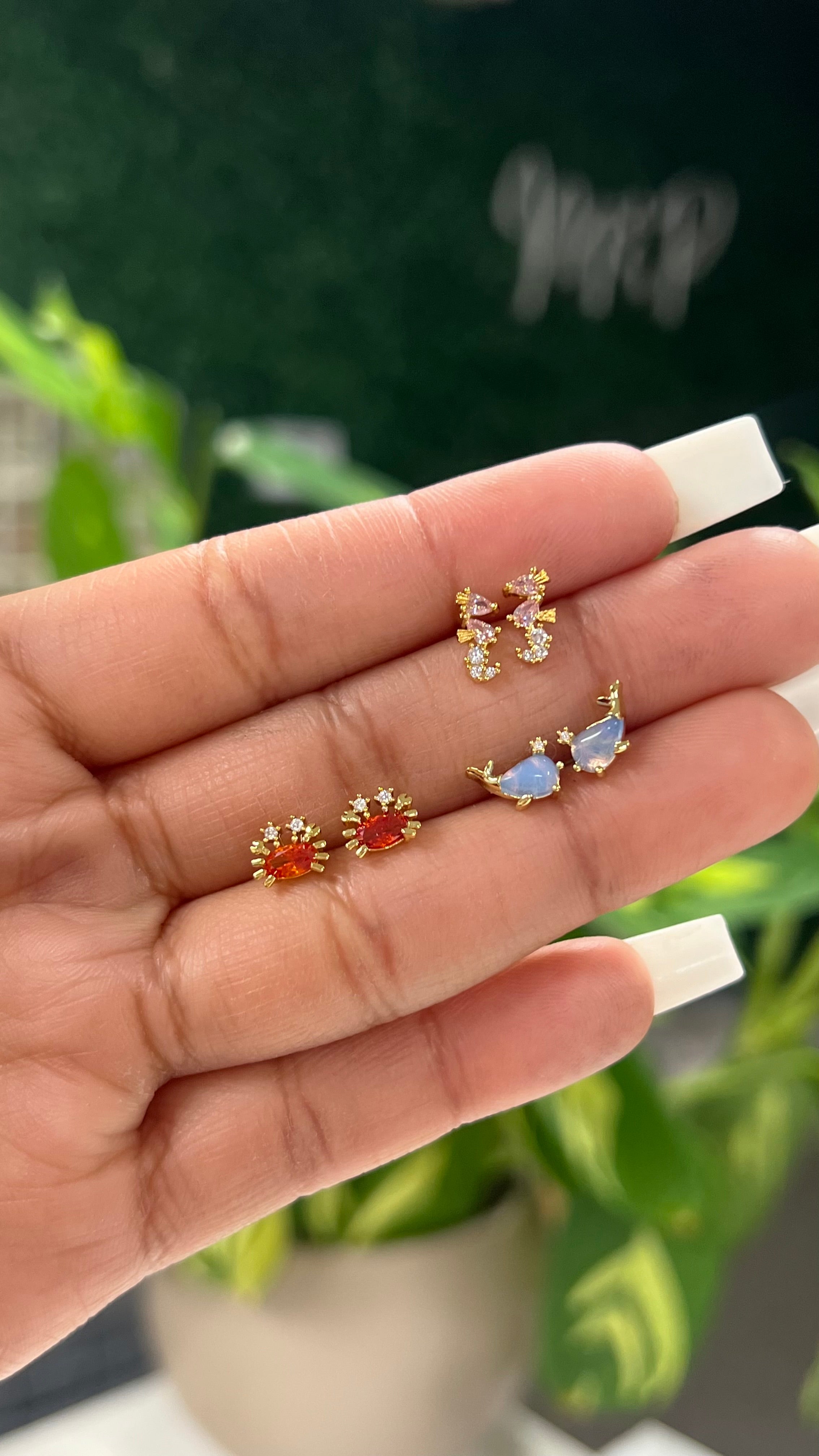 Free random earrings