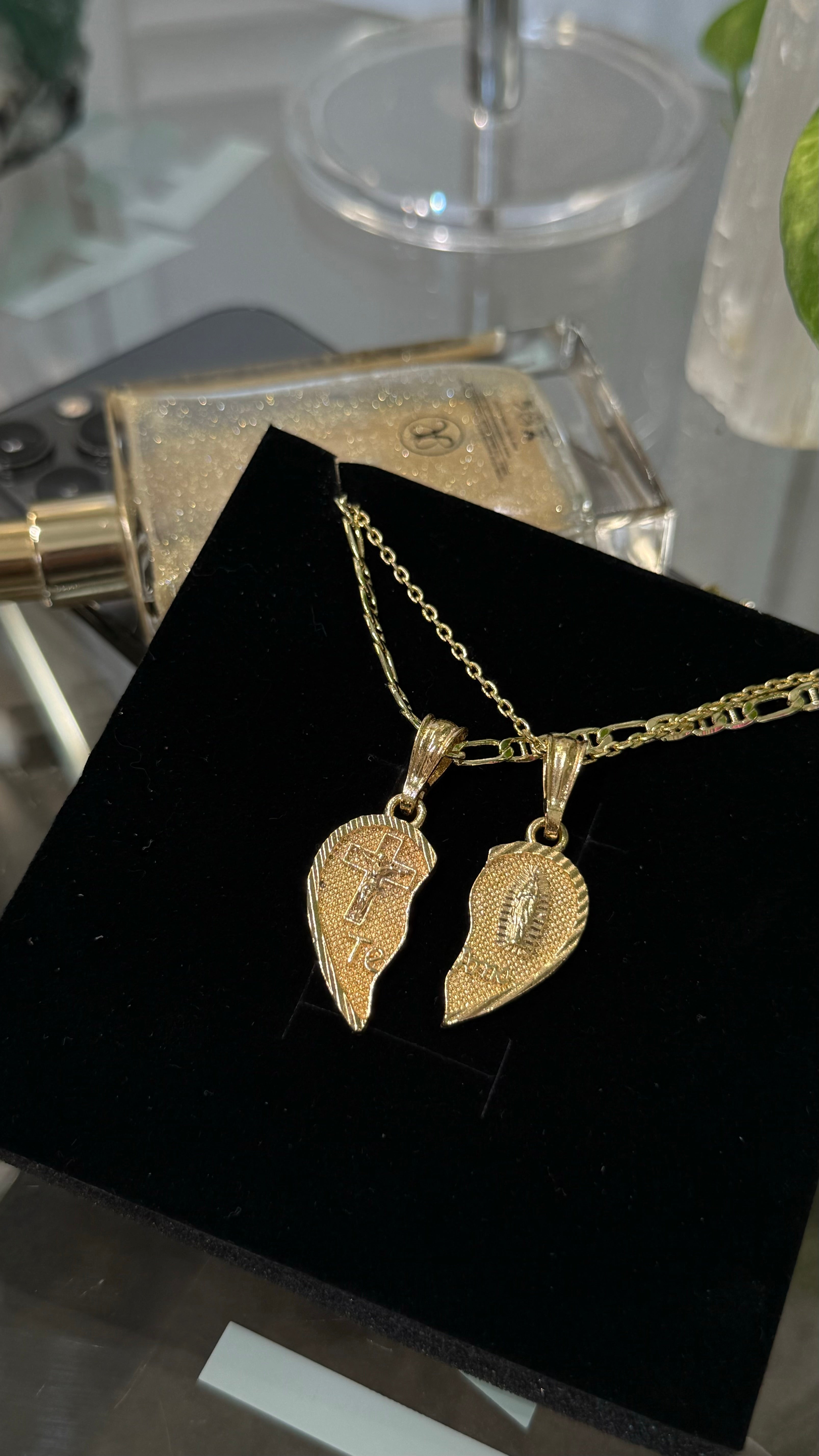 "Te Amo" Couple Necklaces