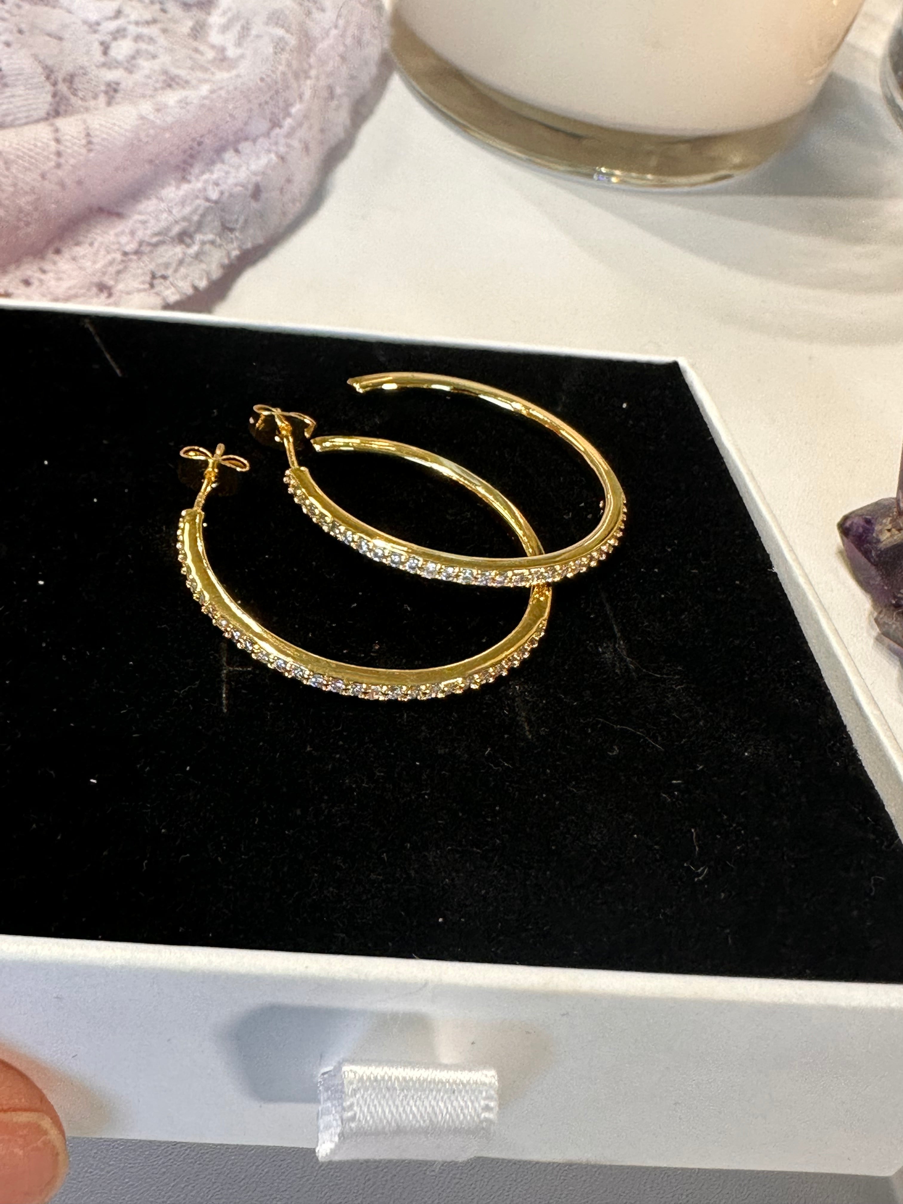 Chili Gold Hoops