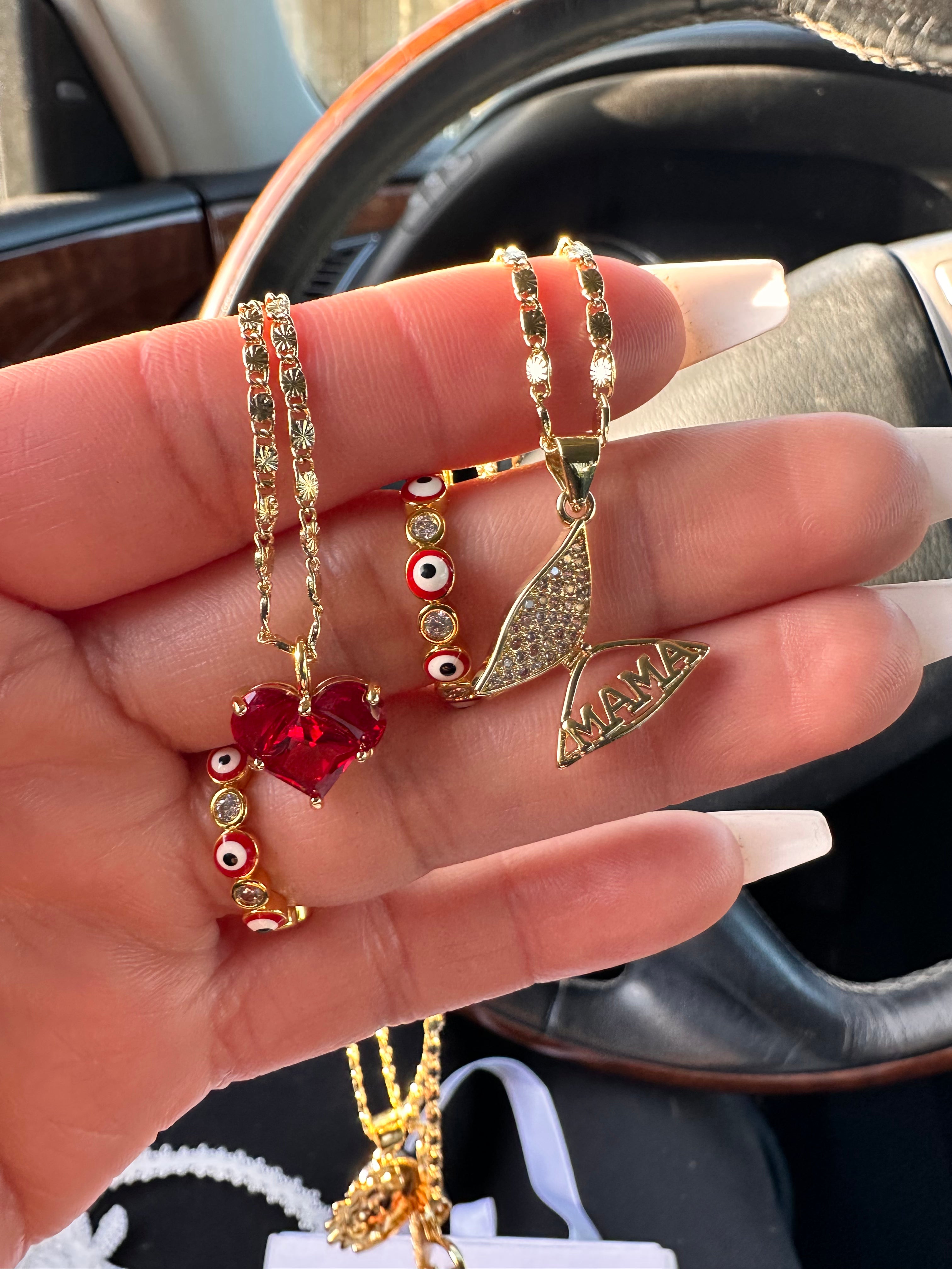 Red Mama Necklace Set