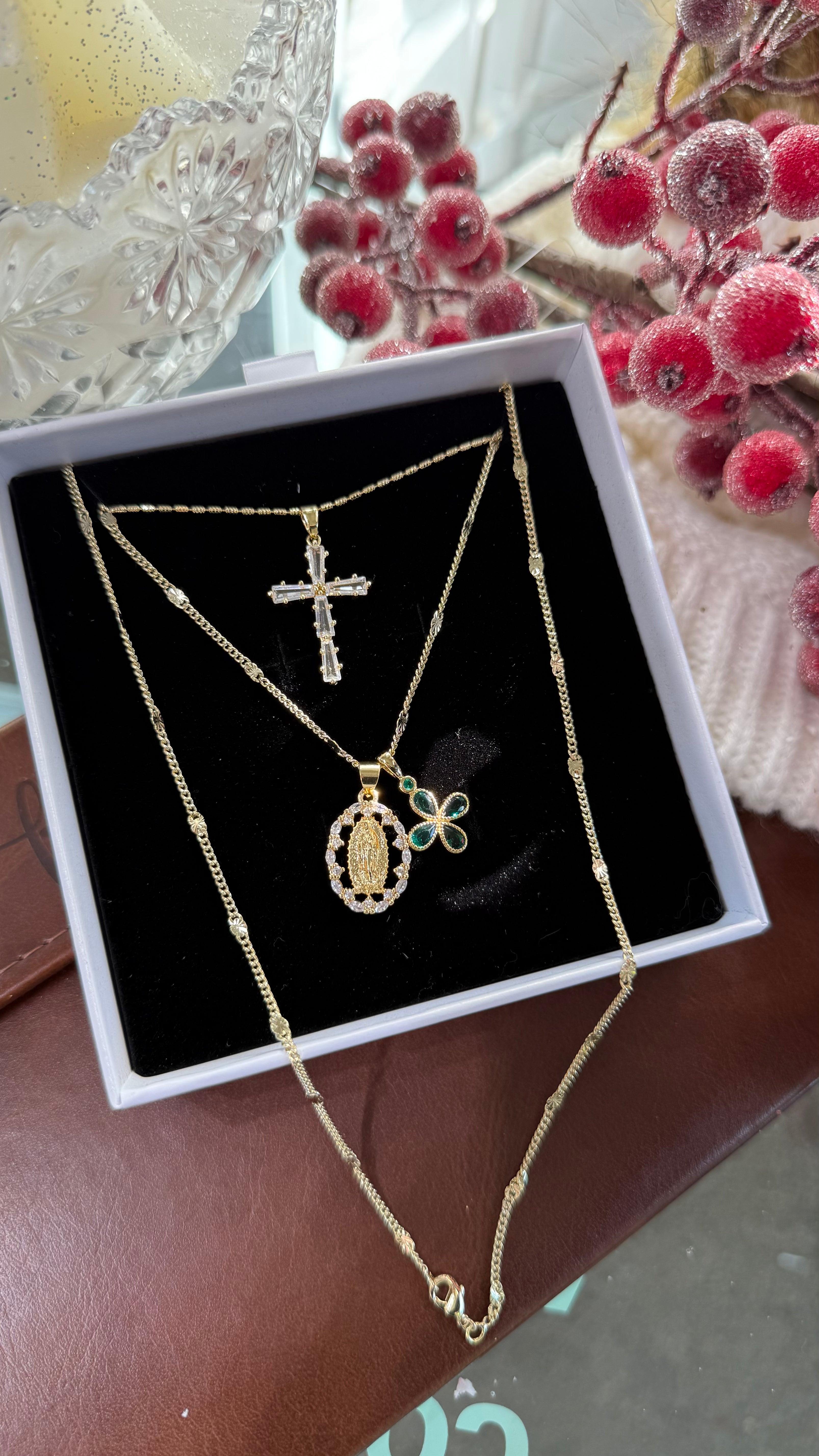 Lucky Faith Necklace Set