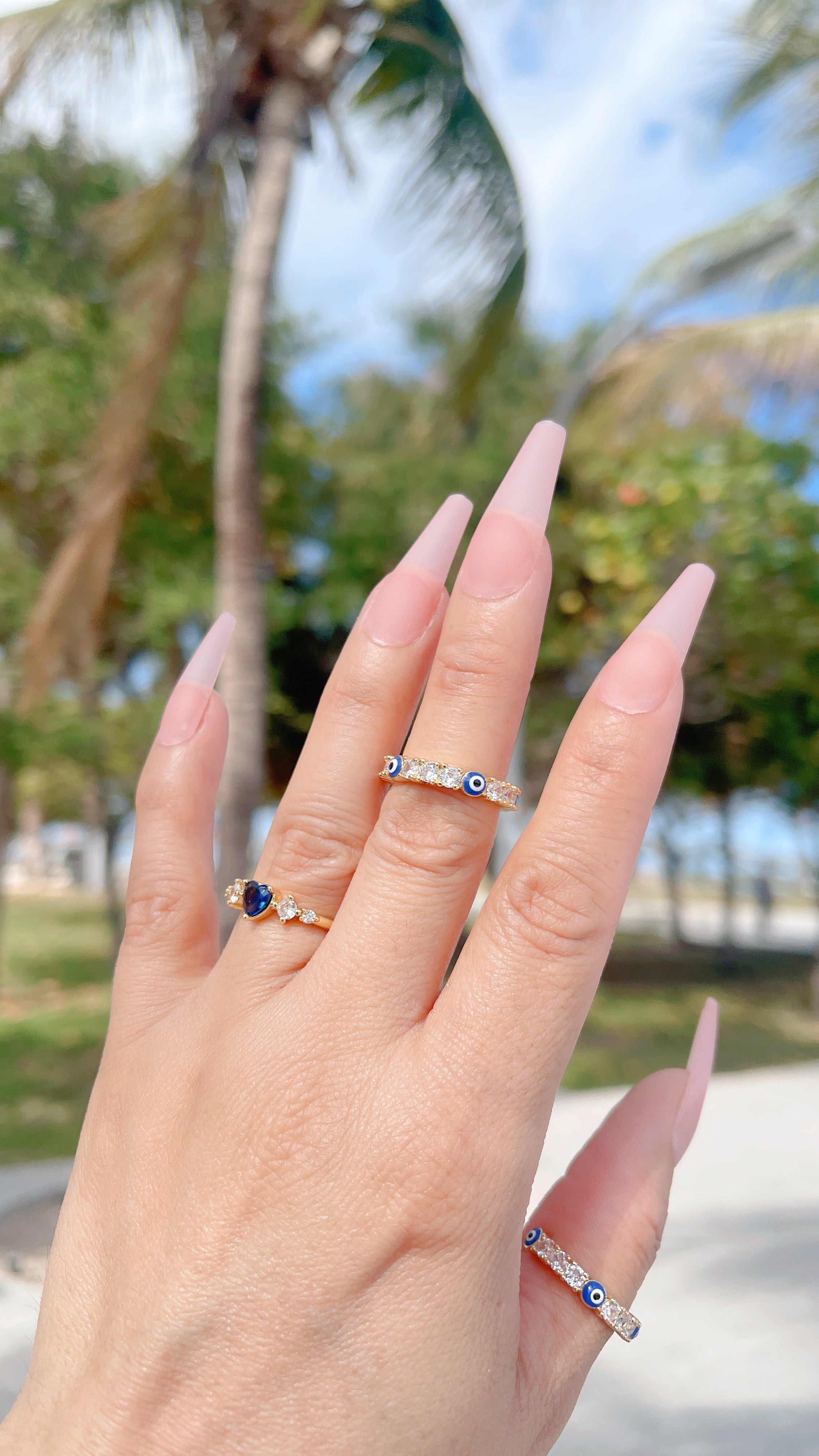 Anillo de mal de ojo con diamantes