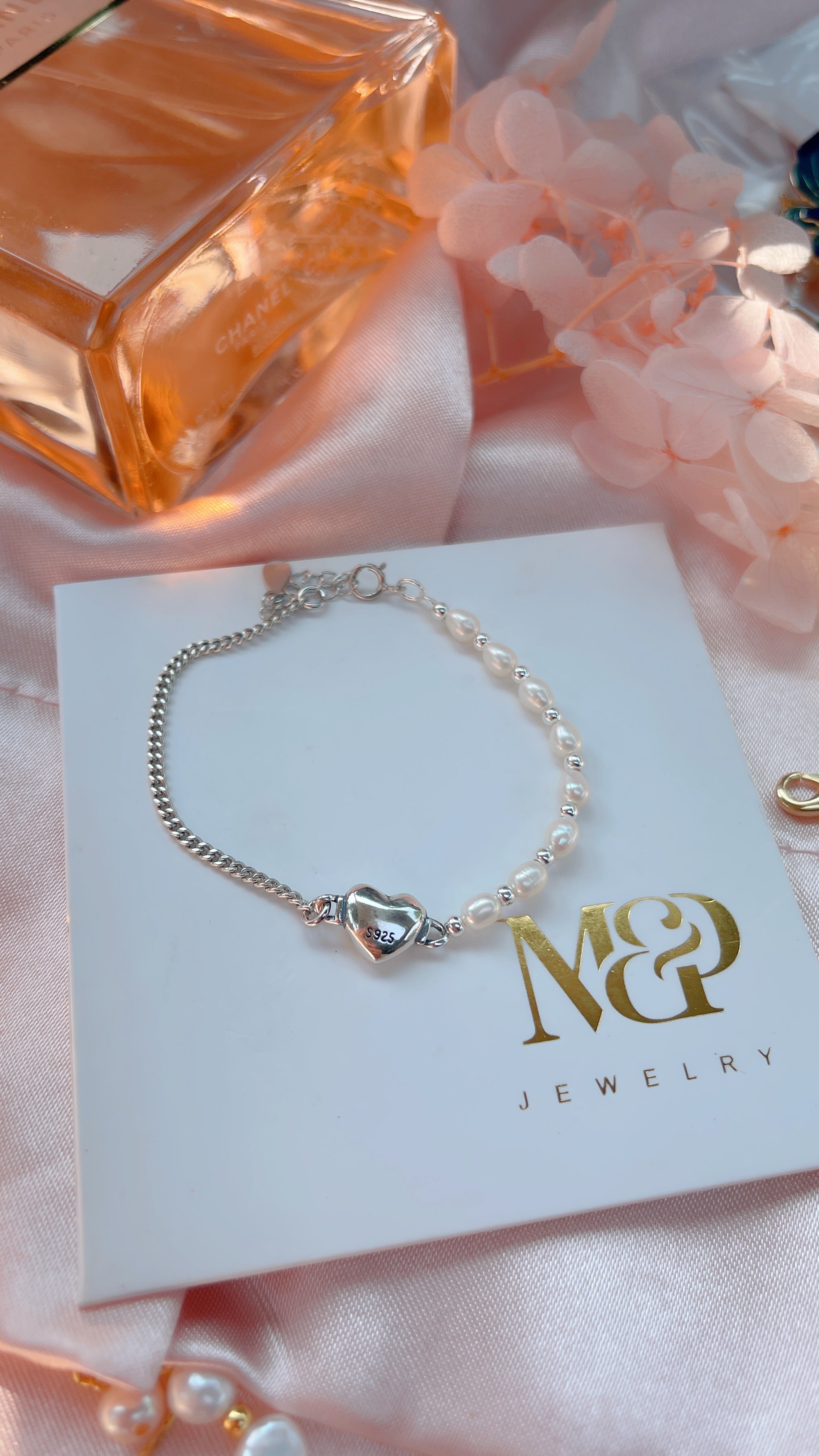 Dainty Freshwater Heart Bracelet