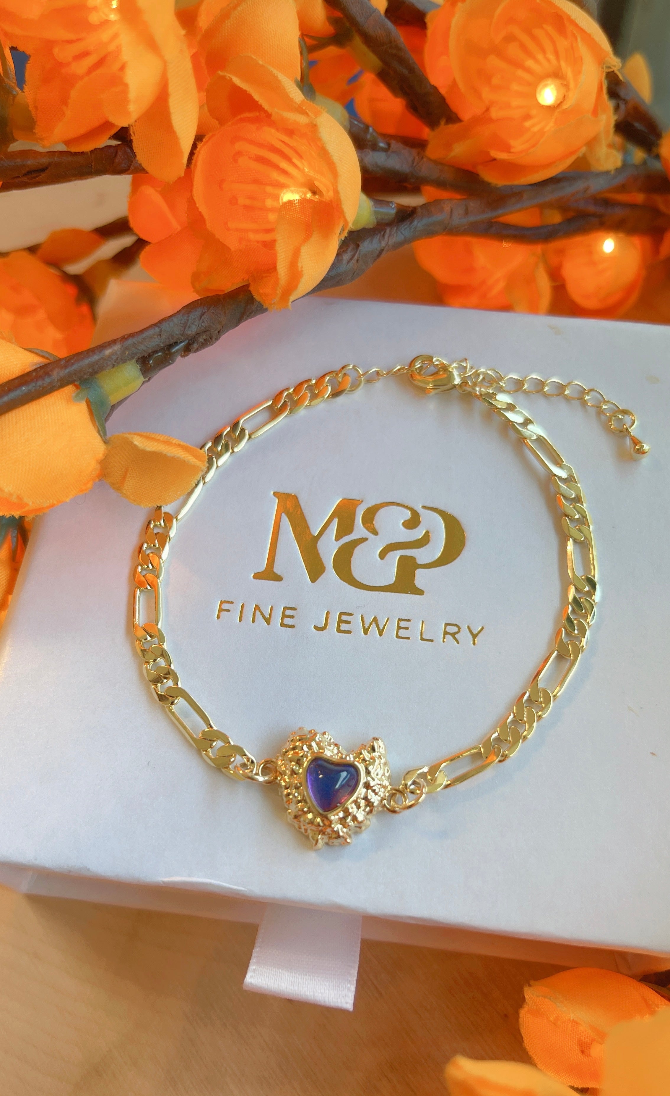 Pulsera de corazón con pepitas de oro