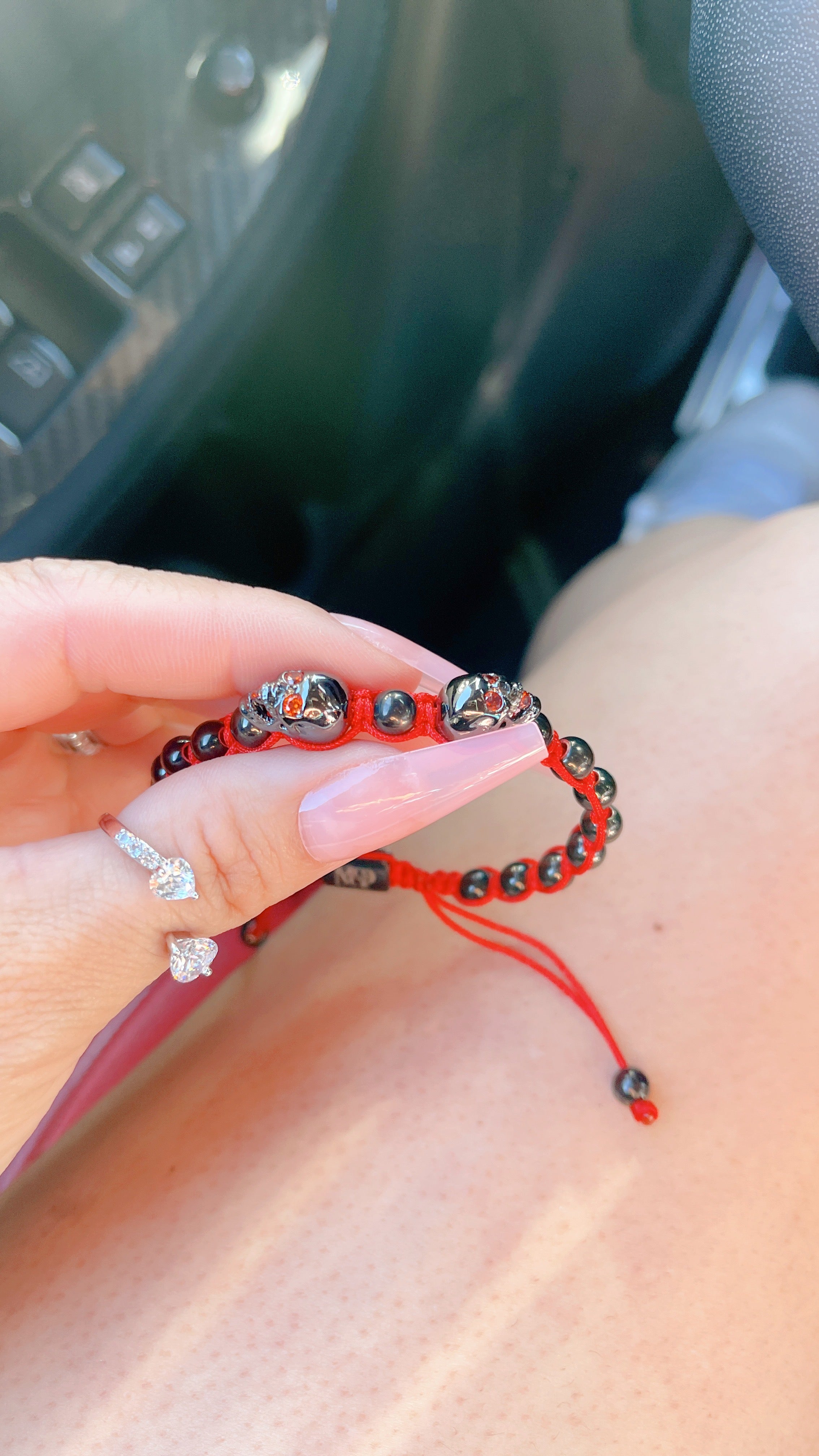 Pulsera Doble Calavera Roja 